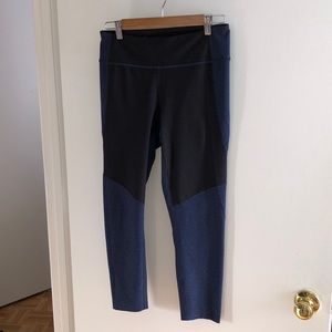 Outdoor Voices Size L Leggings